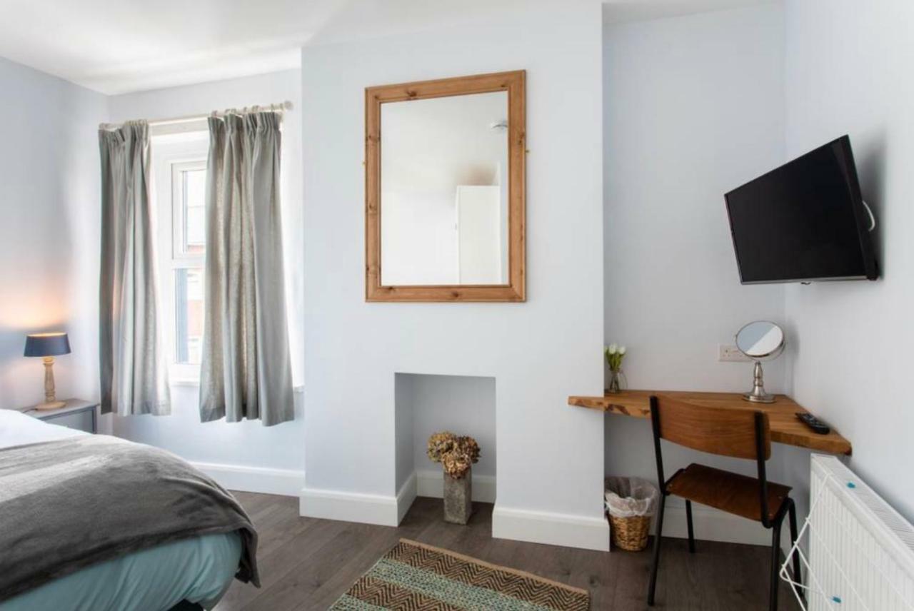 Beautiful Two Bed Mumbles Flat - With Parking Space Eksteriør billede