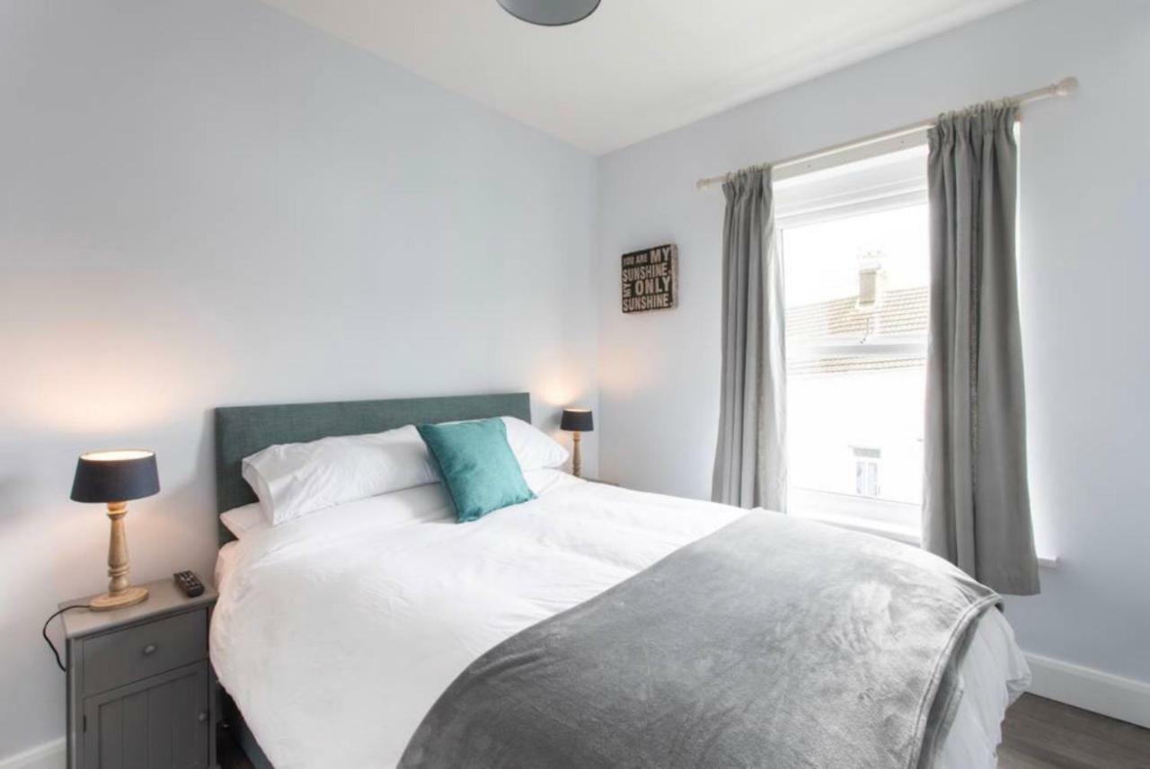 Beautiful Two Bed Mumbles Flat - With Parking Space Eksteriør billede