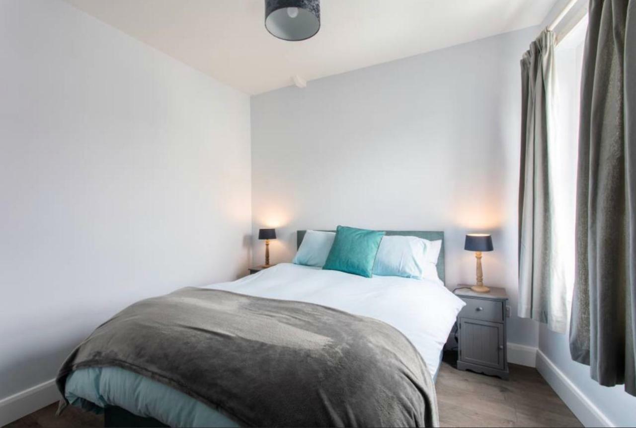 Beautiful Two Bed Mumbles Flat - With Parking Space Eksteriør billede